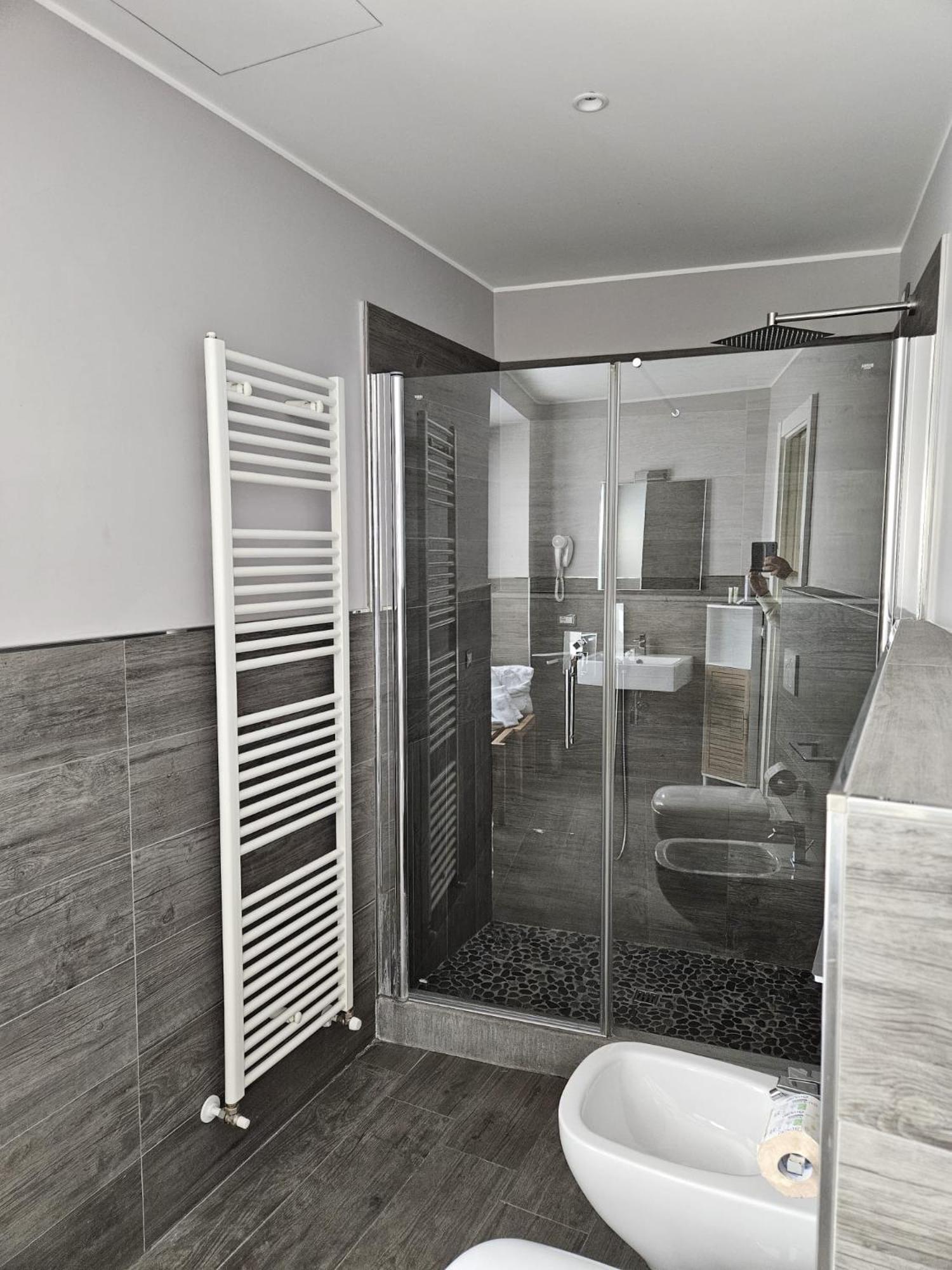 Prima Fila Premium Guest House Sanremo Exterior photo